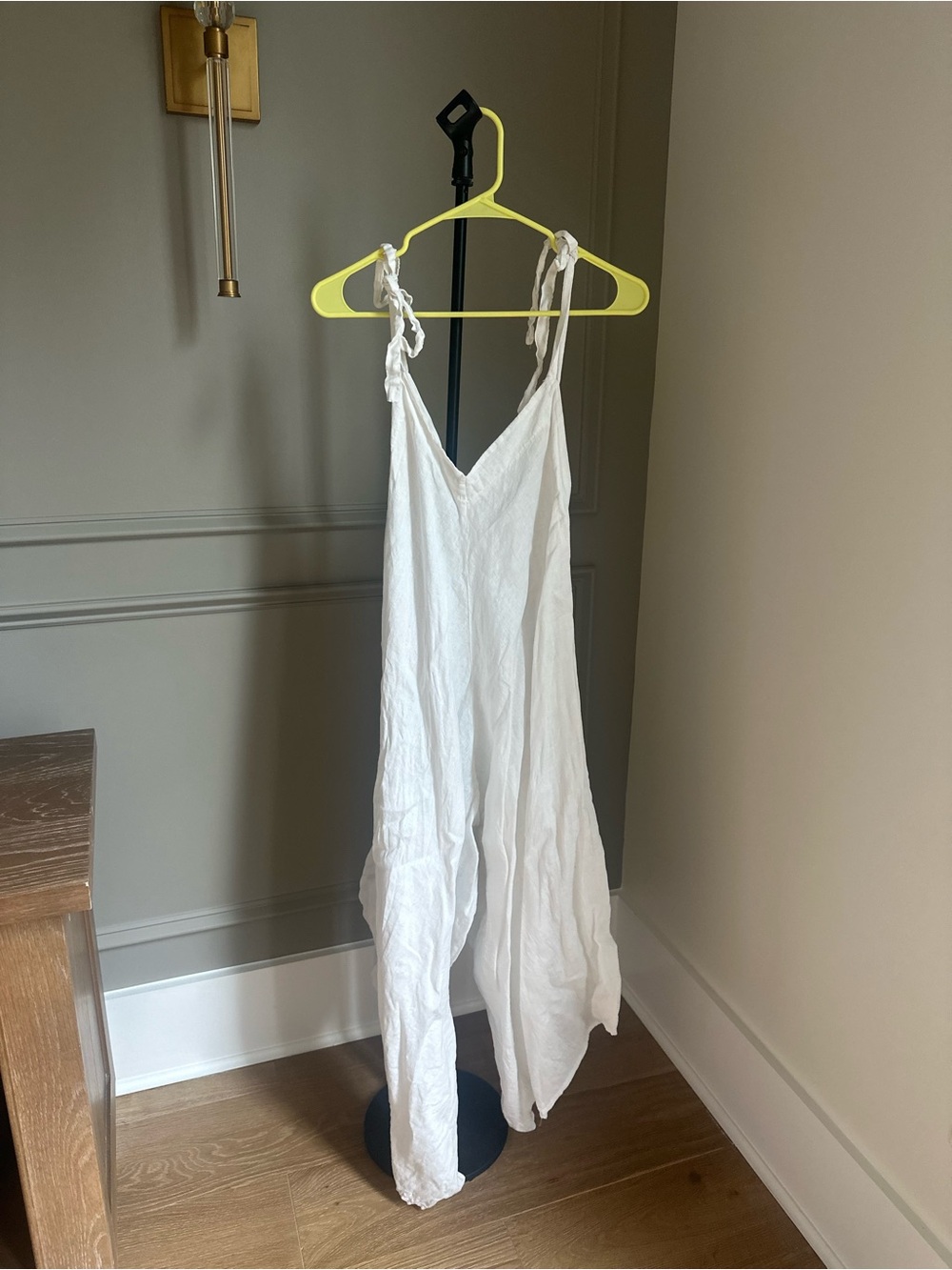 White Women's Tie-Shoulder linen jumpsuit - made in Italy